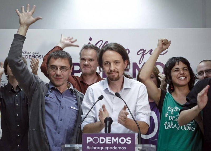 Según estos sondeos divulgados antes de las legislativas del 26 de junio, el PSOE perdería su segundo lugar (22% el 20 de diciembre) obteniendo solamente entre 20,2 y 21,6%, mientras que Unidos Podemos
