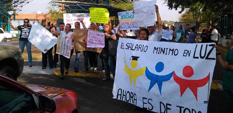 Profesores protestarán este viernes para exigir aumento salarial
