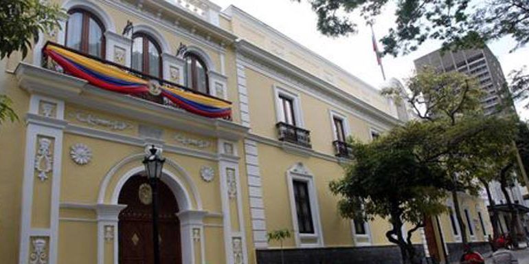 EEUU a Gobierno venezolano: En vez del teatro, preferimos la diplomacia
