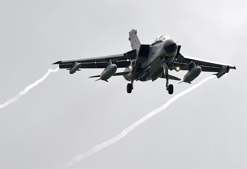 Prueban aviones tornados rusos