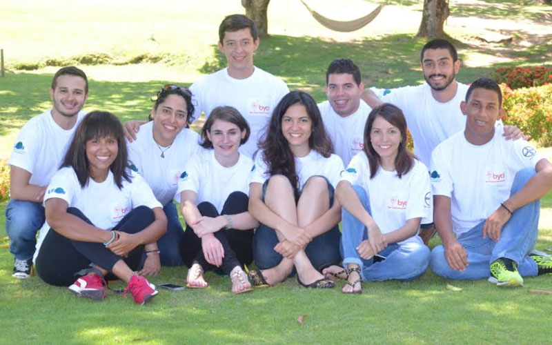 Jóvenes (venezolanos) con proyectos sociales innovadores podrán concursar en Bayer Young Community Innovators