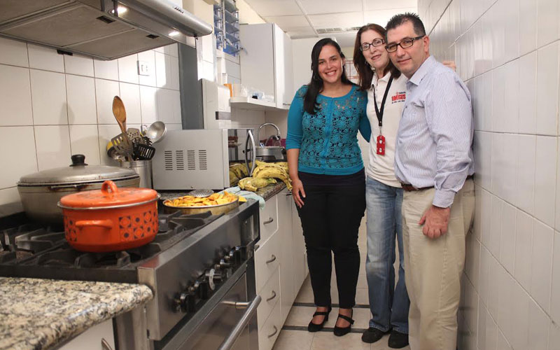Cines Unidos entrega cocina industrial a la Fundación Amigos del Niño con Cáncer