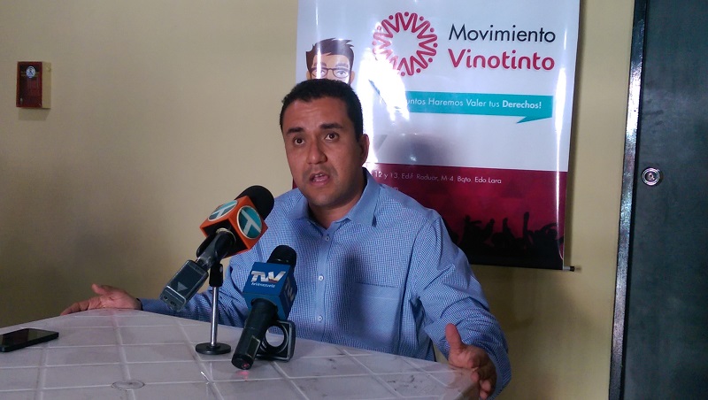 Por otra parte, el director de la Asociación Civil Movimiento Vinotinto, llamó a los actores políticos de Venezuela a sentarse en una mesa de diálogo ya buscar una solución en paz para todo el país.