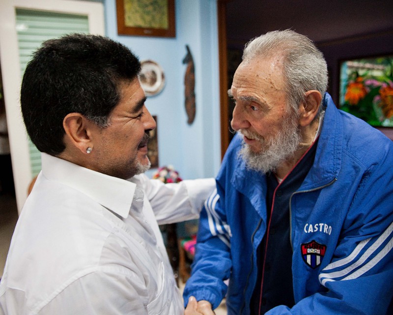"Después de las muertes de Tota (su madre) y mi viejo, es el dolor más grande que tengo, de verdad", expresó Maradona sobre la muerte del líder de revolución cubana