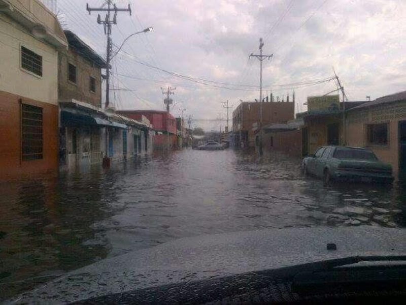 Diputada Paz: Hospital de Cumaná se inunda ante la mirada de ... - Analítica.com