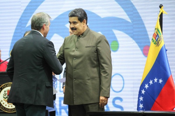 El presidente Nicolás Maduro con Alberto Vollmer 