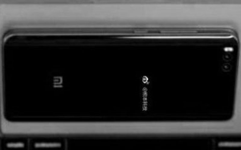 Xiaomi Mi6 muestra su diseño con doble cámara