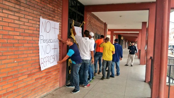 Protesta simbólica de clausura del CNE en Monagas/foto: Cortesía