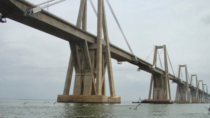 Persona murió tras lanzarse del puente sobre el Lago de Maracaibo