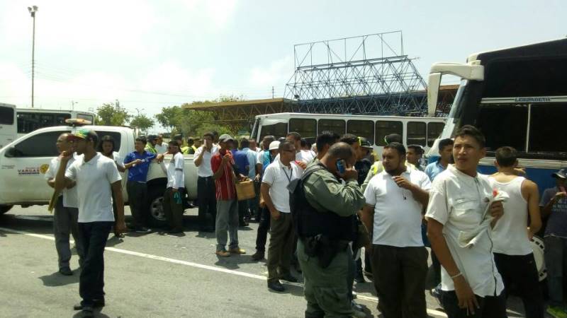 Transportistas cobrarán Bs 500 en ruta Caracas-La Guaira desde ... - Analítica.com