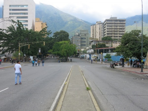 Calles del este de Caracas en la segunda jornada de paro cívico y huelga general/Foto: Jesús Abreu 