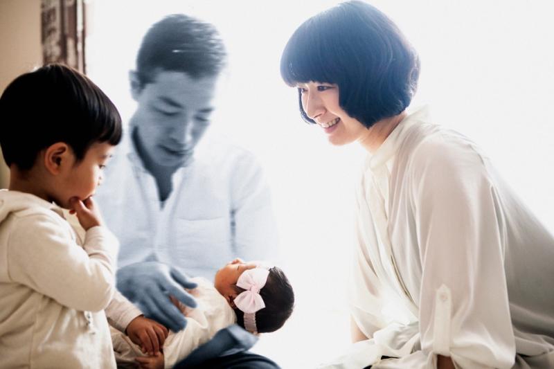 Japoneses alquilan pareja, familia y amigos