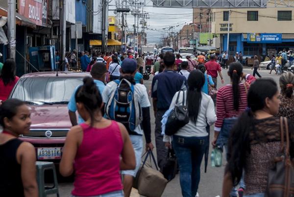 El centro de Barquisimeto colapsó por escasez de autobuses