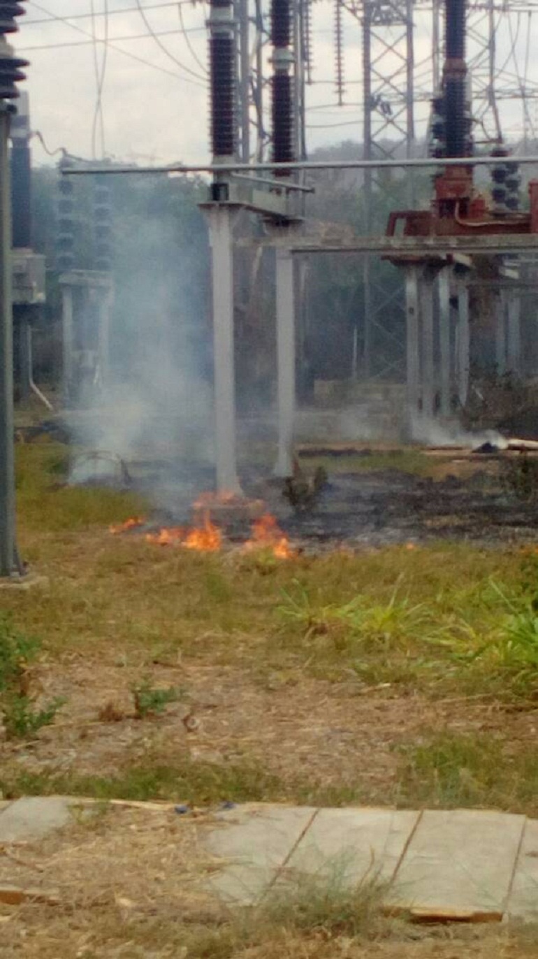 incendio provocado en subestación electrica afecta bombeo de agua a la region capital dos