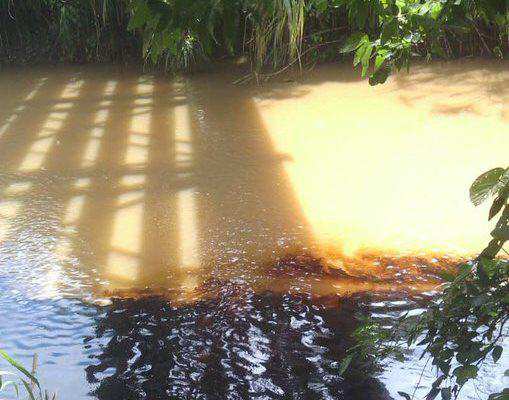 El derrame de petroleo ha generado daños en uno de los principales ríos de Monagas / Foto: Archivo Referencial