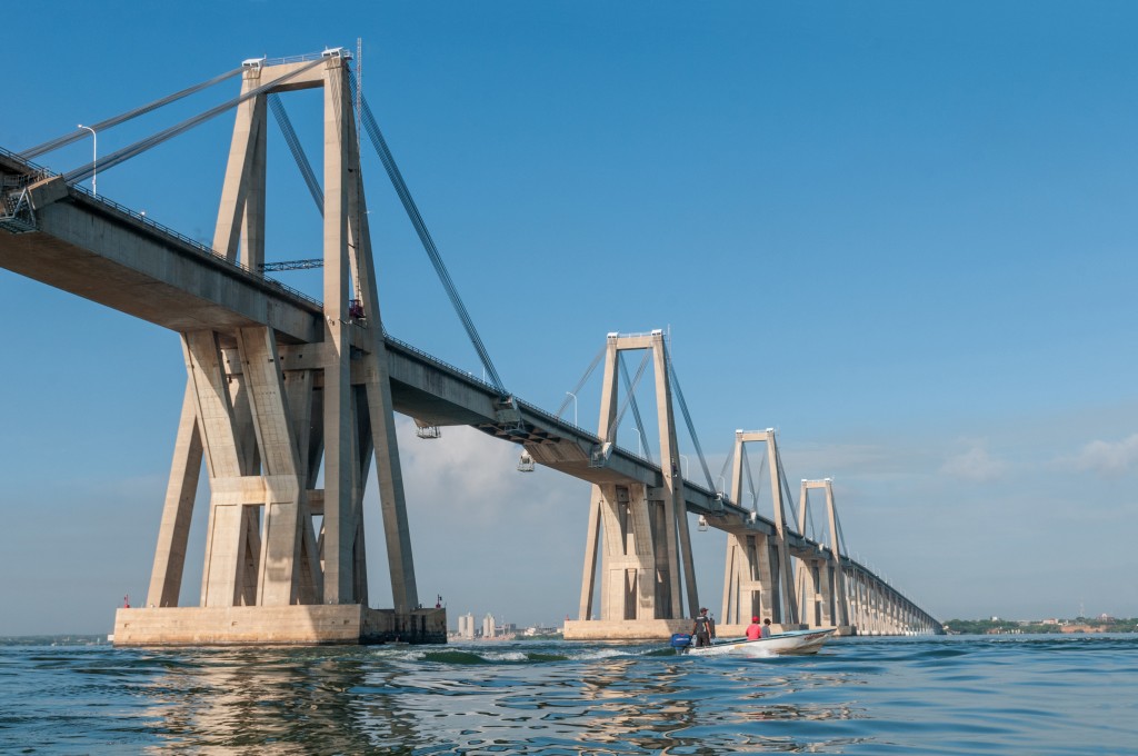 Puente sobre el lago Rafael Urdaneta cumple 53 años