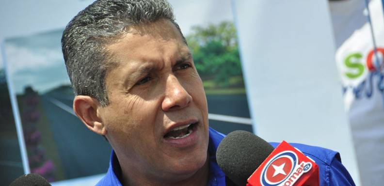 Henri Falcón a Nicolás Maduro: "Mándame tu candidato para regresarlo con todo y maletas"