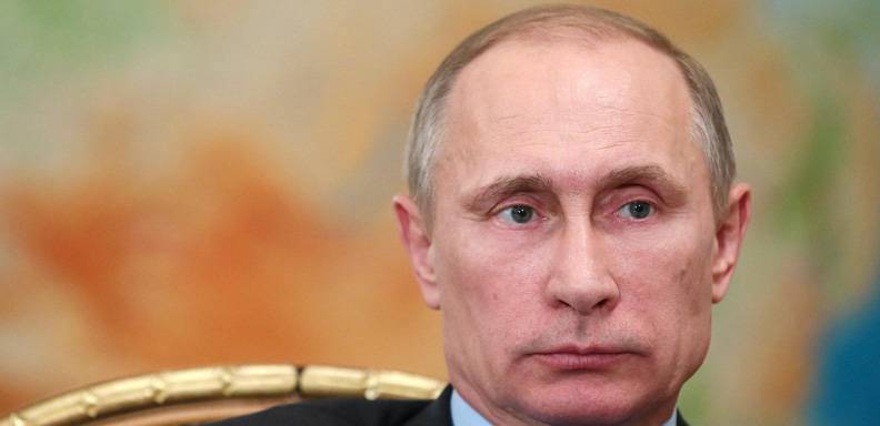 Putin acusa a EEUU de empujar al mundo hacia una carrera armamentística