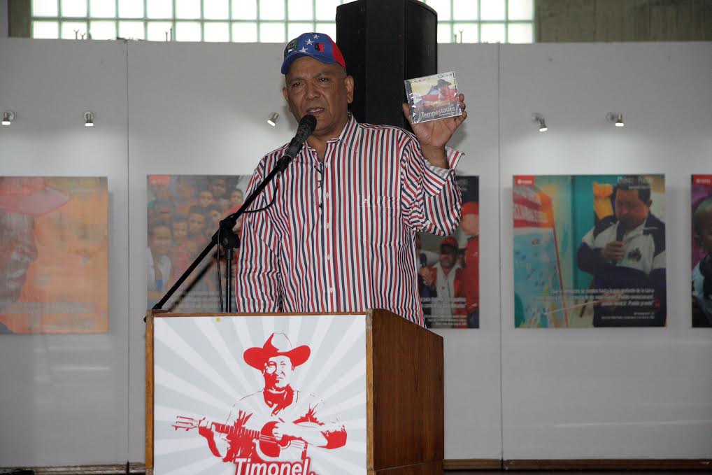 El Diputado Pedro Contreras es el autor de la letra y música de la canción “Deroga el decreto ya” para la campaña del Gobierno