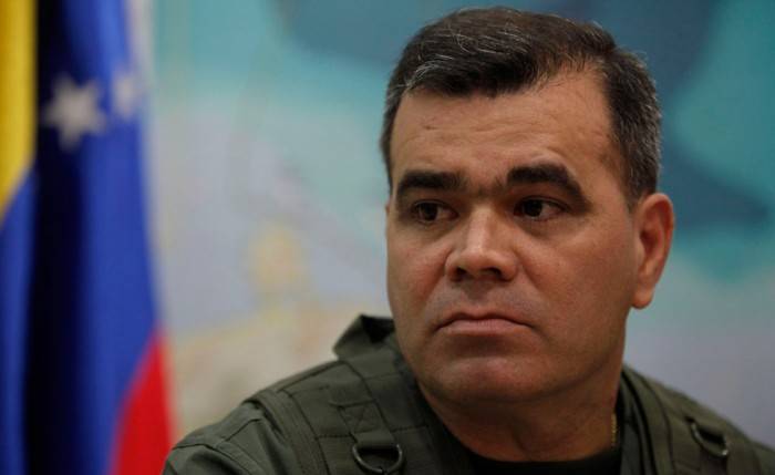 Padrino López informó que tribunales militares sentenciaron a oficiales