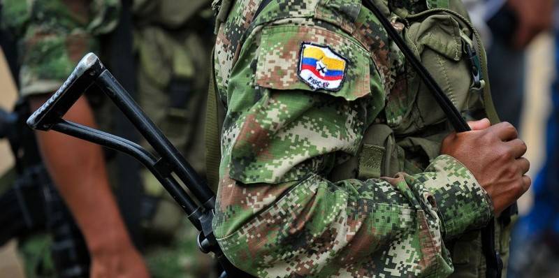 FARC llaman a diálogo para solucionar crisis fronteriza con Venezuela