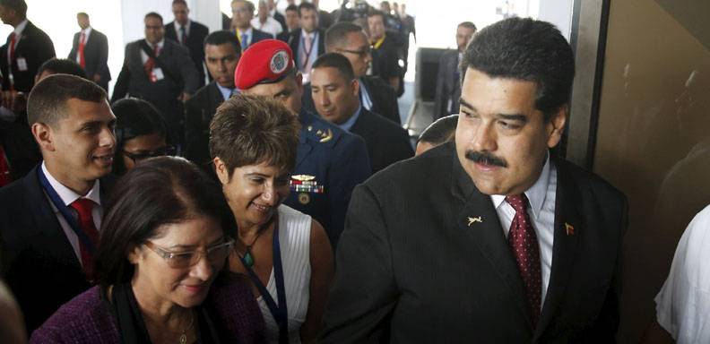 La denuncia penal presentada por Guillermo Cochez ante el MP es para que se investigue a Maduro y a Flores "para determinar si han estado utilizando para actividades ilícitas el centro financiero de Panamá"