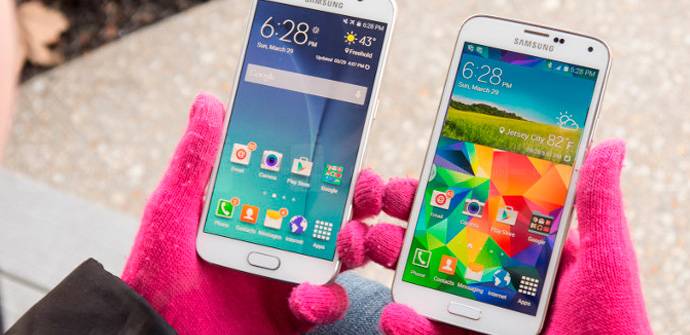 Samsung prometió que con estos nuevos Galaxy S6 que saldrán a la venta la semana que viene, iba a aligerar el peso de TouchWiz de tal forma que no condenaría al terminal en su rendimiento