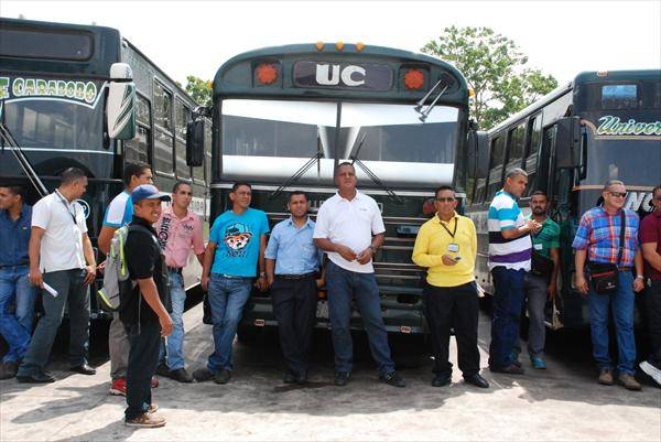 Inician paro de transporte en la Universidad de Carabobo