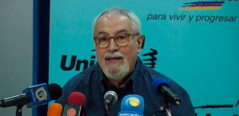 Jesús "Chúo" Torrealba, desmintió que la tolda política haya destituido de sus funciones a Ramón Guillermo Aveledo