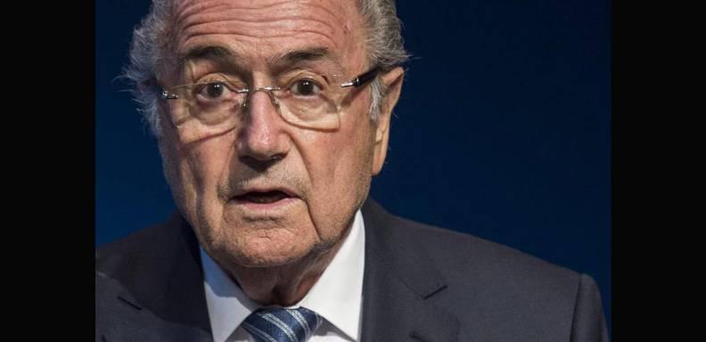 Blatter sigue siendo noticia
