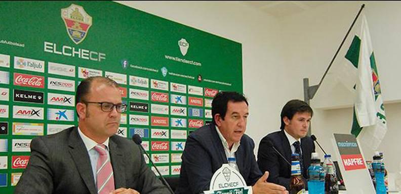 El Elche descendió a la segunda división de fútbol español tras mantener deudas