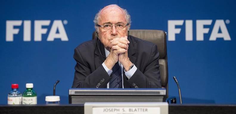 Blatter renunció a su cargo como presidente de la FIFA