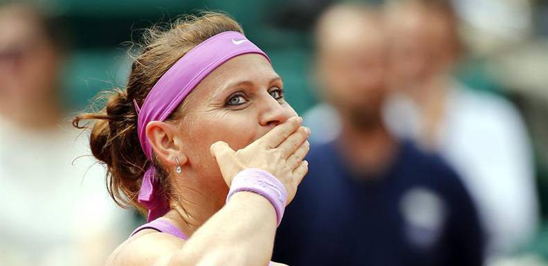 Safarova avanzó a semifinales de Roland Garros
