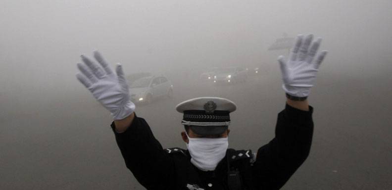 l 90 por ciento de las ciudades chinas (145 de las 161 en las que se analiza la calidad del aire) incumplen los estándares de calidad de aire, reveló hoy un estudio elaborado por el Ministerio de Protección Medioambiental del país