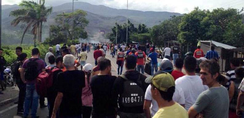 Reportan disturbio en la frontera Táchira – Colombia