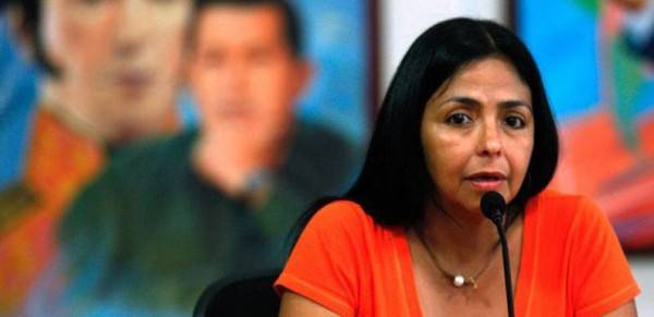 La canciller, Delcy Rodríguez, pidió respeto a EEUU