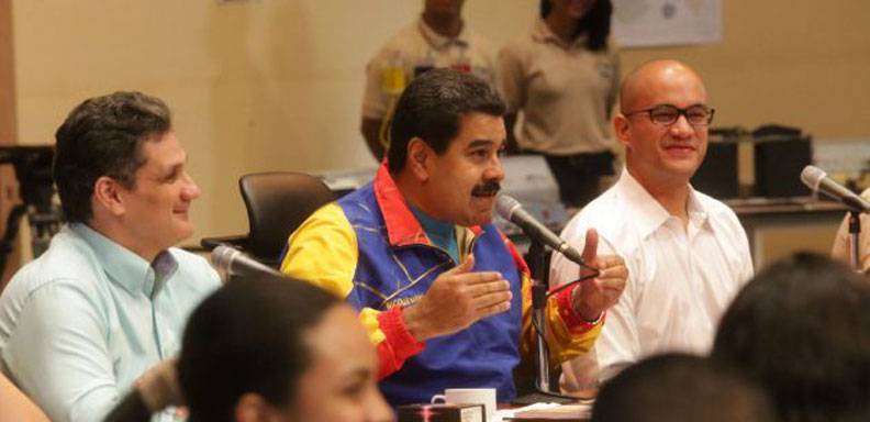 Maduro prometió garantizar el derecho a la educación gratuita