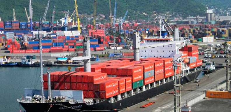 Japón dejará de asegurar exportaciones a Venezuela a partir del martes