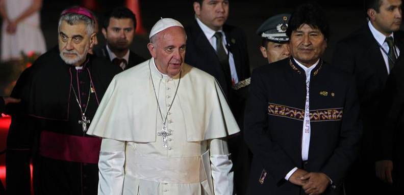 El papa Francisco elogió a Bolivia y pidió diálogo para resolver el tema del mar/ Foto: EFE