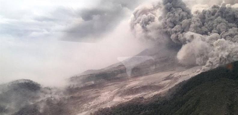 Más de 340 personas se encuentran en albergues por actividad de volcán en Colima