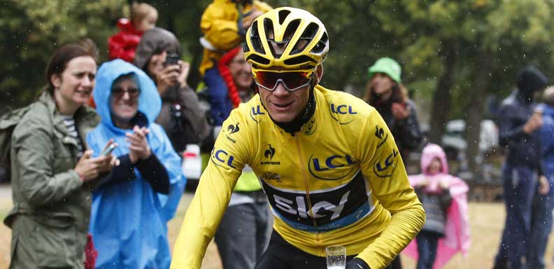 Chris Froome ahora va por la Vuelta a España