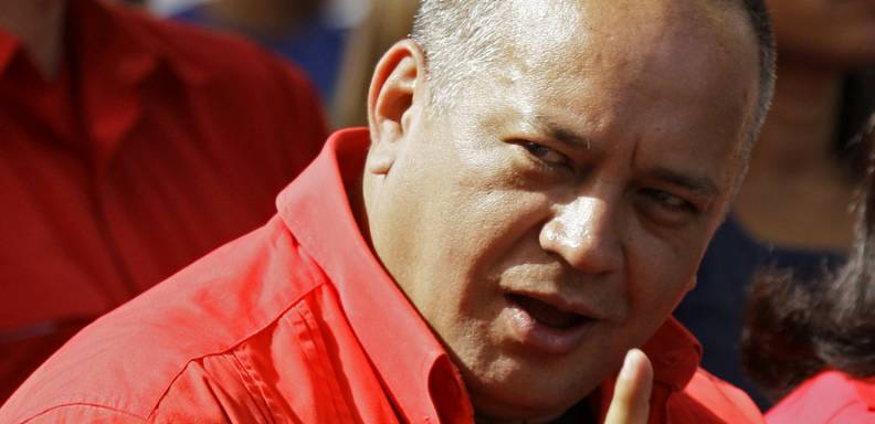 Cabello: Los que piden perdón a Colombia son “vendepatria”