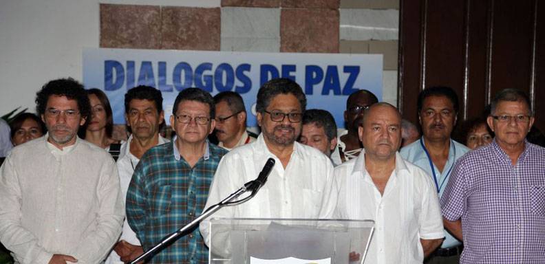 Las FARC continuarán su cese al fuego en Colombia
