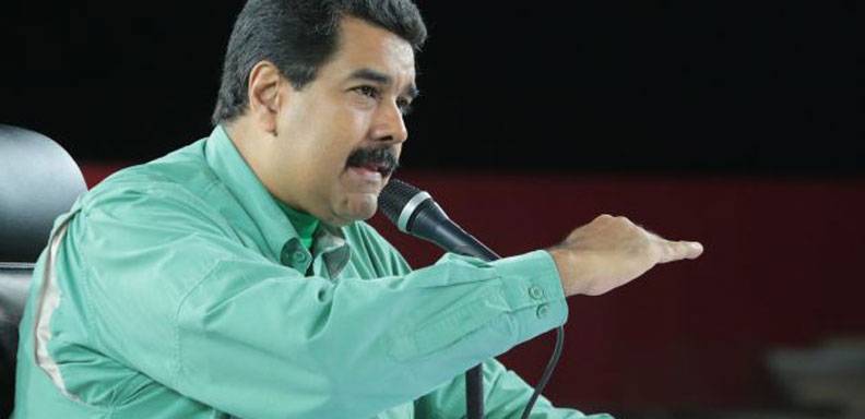 Maduro llega a Jamaica para copresidir cumbre por aniversario de Petrocaribe