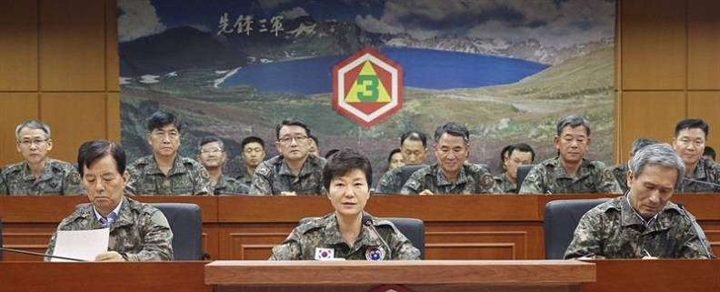 Cuatro de los altos cargos más influyentes de ambas Coreas se citaron a las 15.30 hora local (6.30 GMT) en la Aldea de la Tregua de Panmunjom, en una crucial reunión que se avista maratoniana