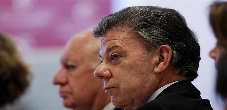 Santos dice asesinato de opositor merece condena mundial