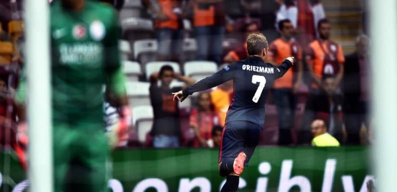 El Atlético de Madrid, con un doblete de su atacante francés Antoine Griezmann, venció por 2 a 0 en su visita al Galatasaray, este martes en Estambul