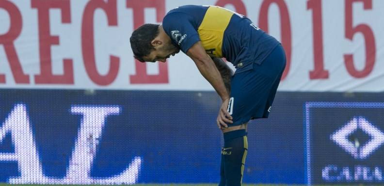 El jugador de Boca, Carlos Tevez, quedó a salvo de ser sancionado de oficio tras provocarle una fractura al jugador de Argentinos Juniors, Ezequiel Ham