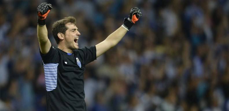 Iker Casillas superó este martes a su compatriota Xavi Hernández como el jugador con más partidos disputados en la historia de la Liga de Campeones