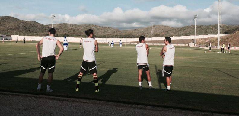 La selección nacional de fútbol partirá el jueves a la ciudad de Puerto Ordaz para enfrentar sus dos encuentros preparatorios ante Honduras y Panamá.